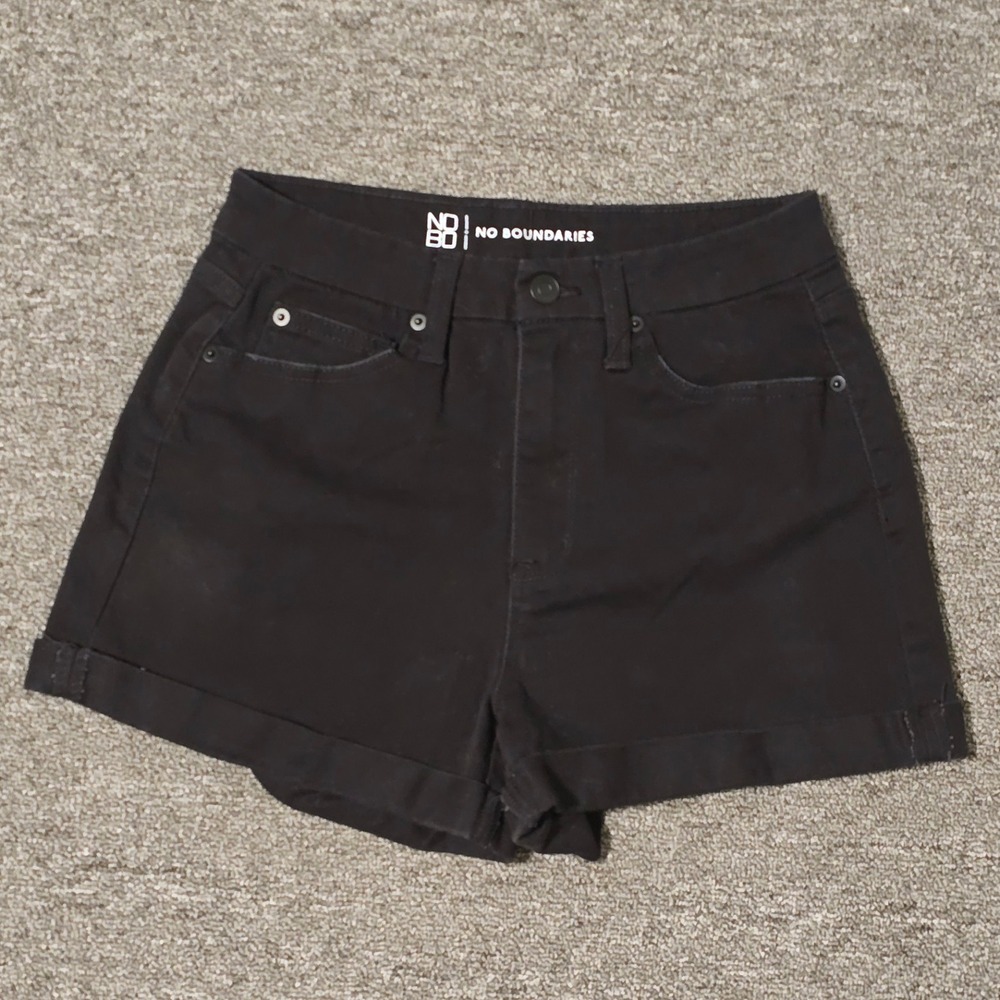 No Boundaries High Waisted‎ Cuffed Black Denim Shorts Casual Size 7